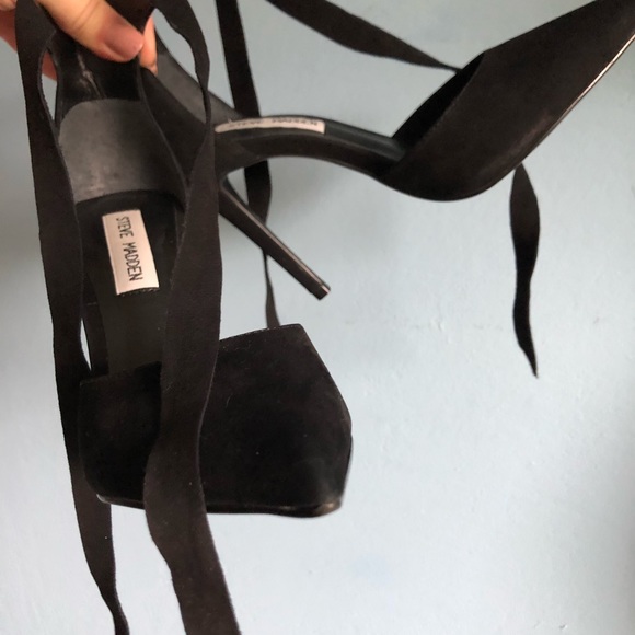 Steve Madden Heart Nubuck Leather Lace Up Heels - Picture 13 of 15
